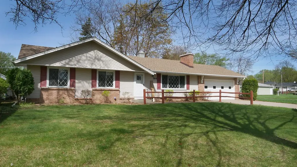164 Linden Dr