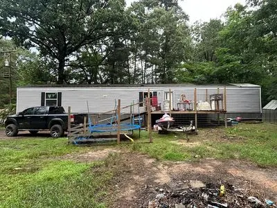 20027 Eastern Hills Dr
