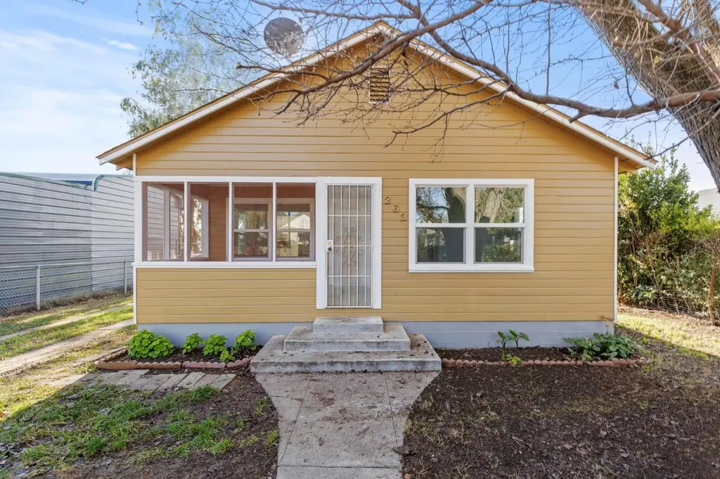 263 Olive St
