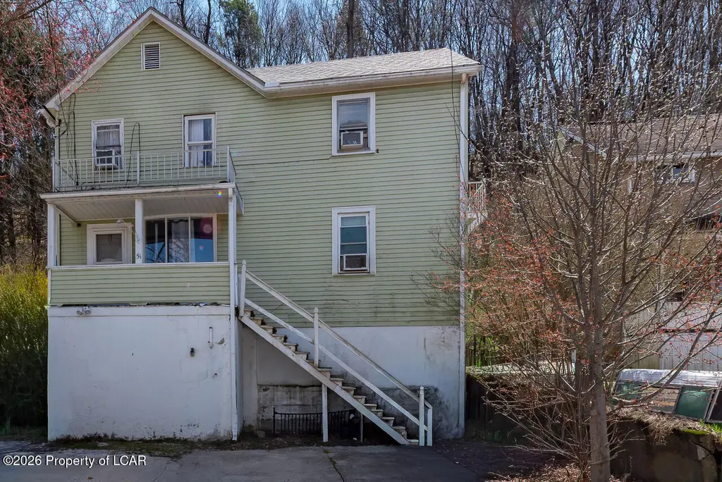 51 Newport St