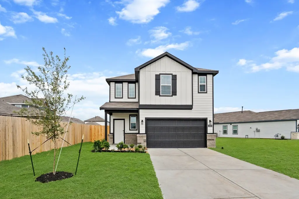 4026 Windy Whisper Dr