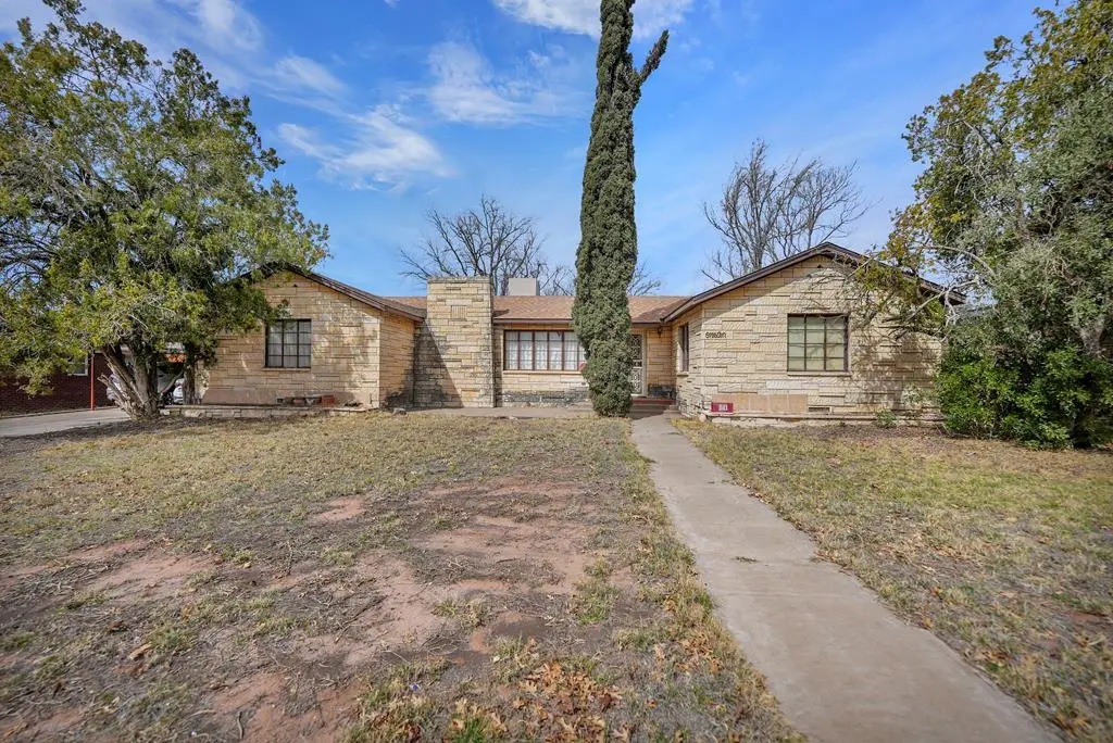 110 Conet Dr