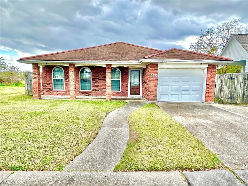 8532 Benjamin Dr