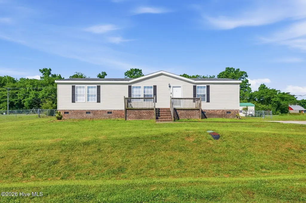 203 Buffy Ct