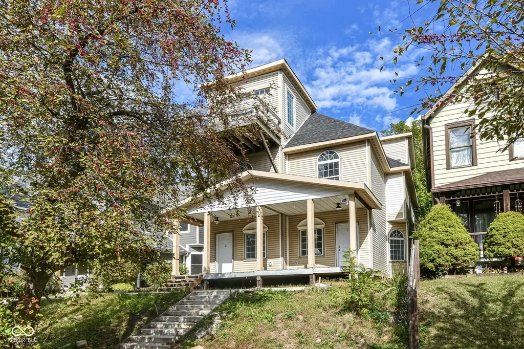 1213 N Newman St