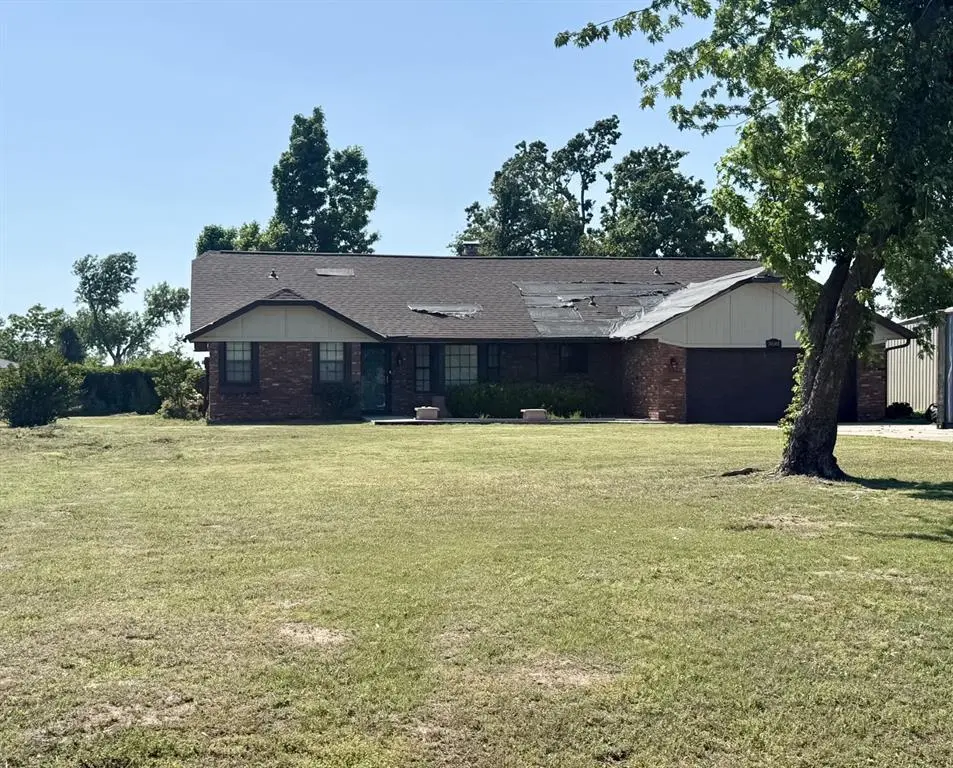3601 Topeka Ln