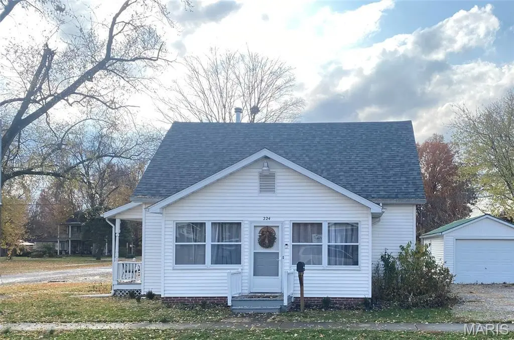224 Vine St