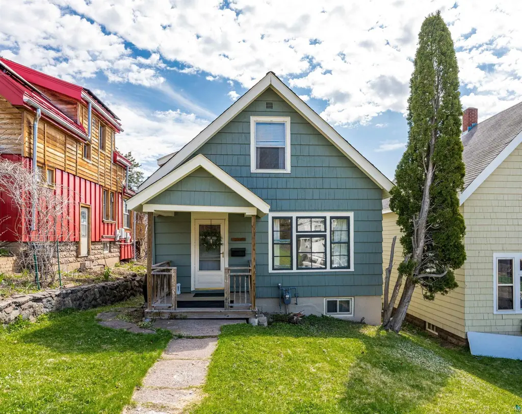 616 Atlantic Ave