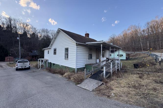 536 Saltwell Rd