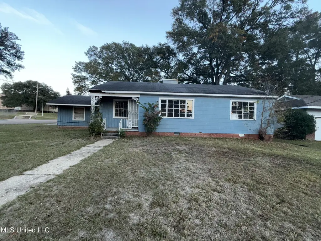 1004 Voorhees Ave