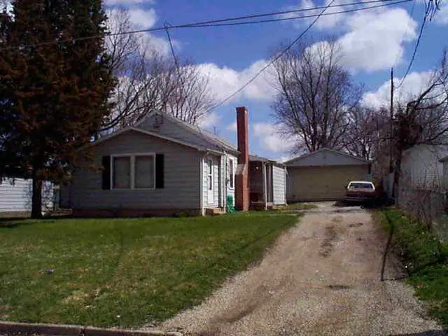 604 S Western Ave