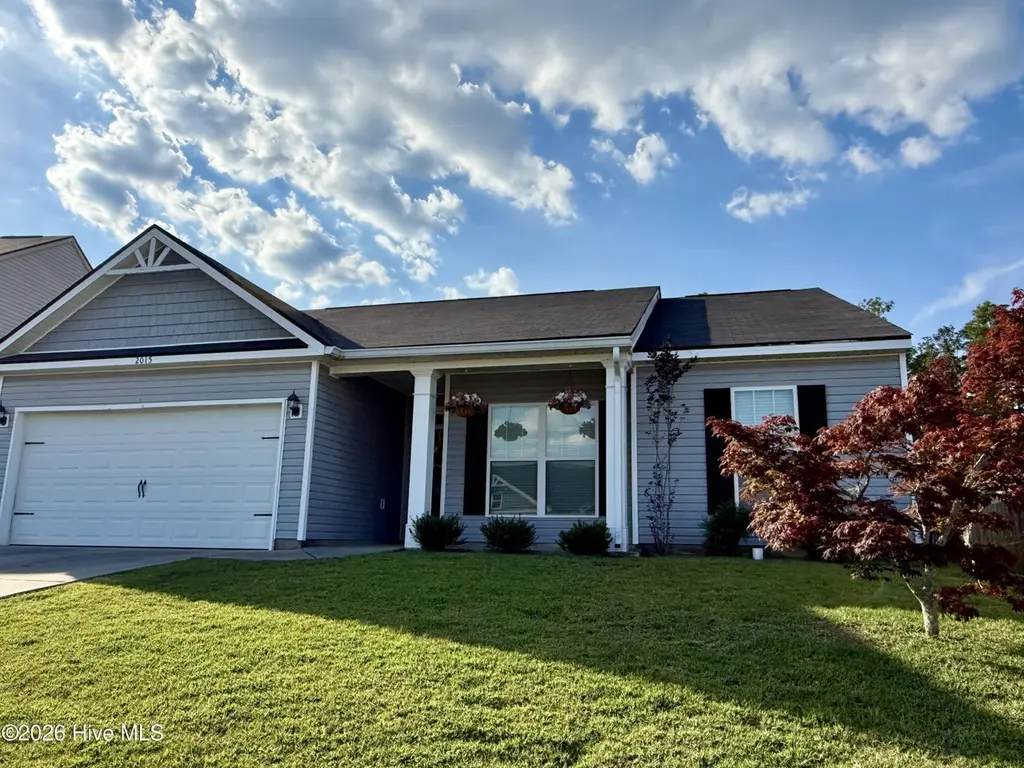2015 Fern Crest Ln