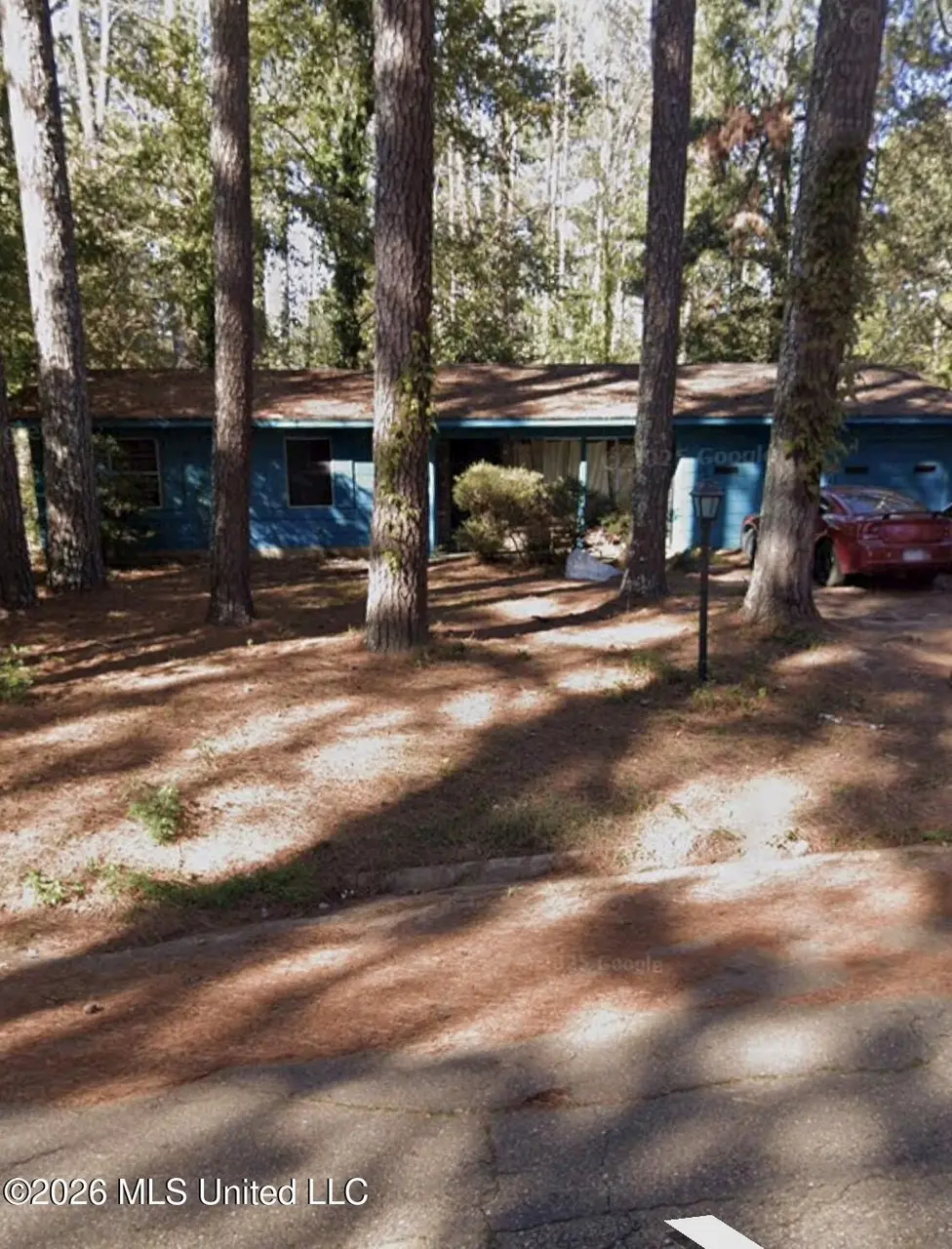 1780 Wood Glen Dr