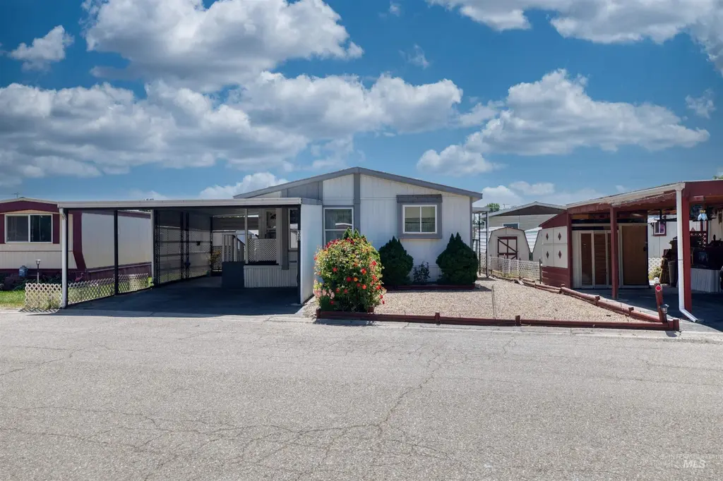 2205 E Linden St. #30 Trlr 30