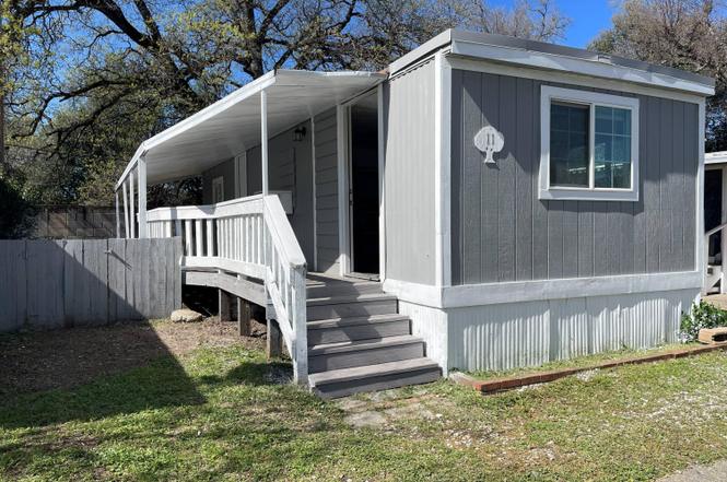 2237 Jewell Ln Spc 11