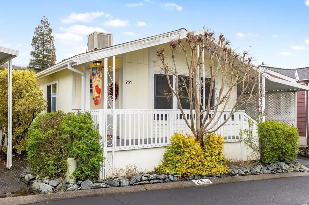 259 Hermosa Cir