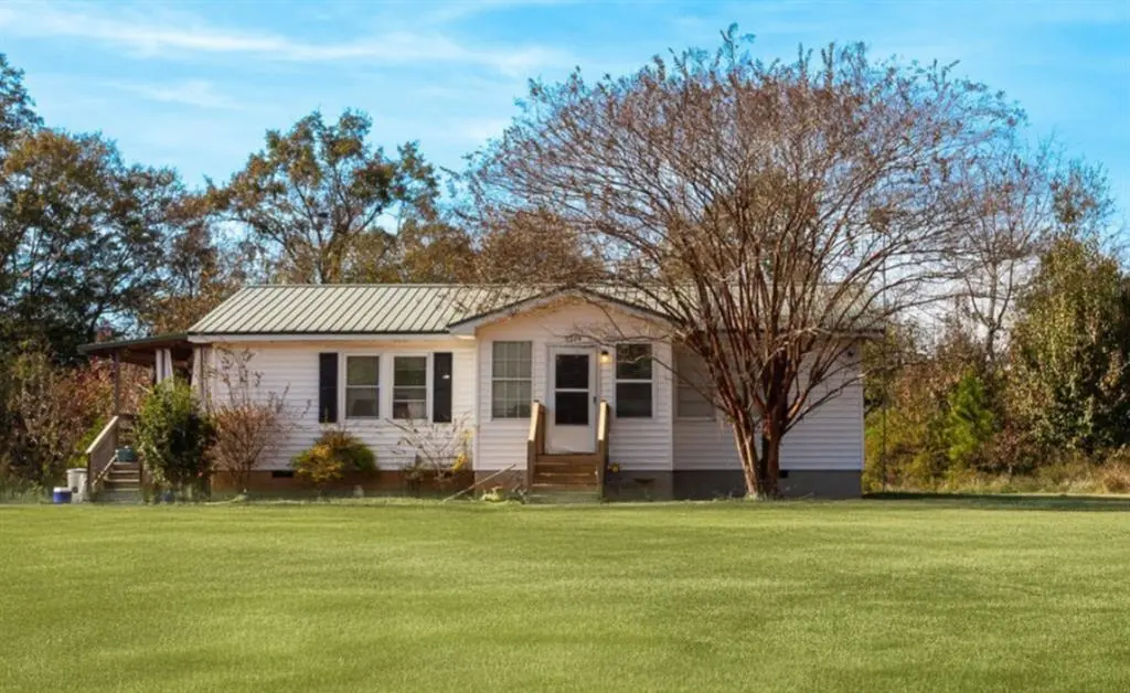 157 Wells Rd