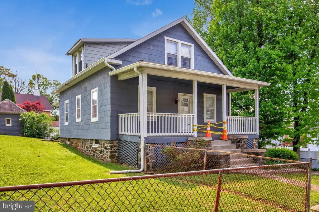 1905 Featherbed Ln