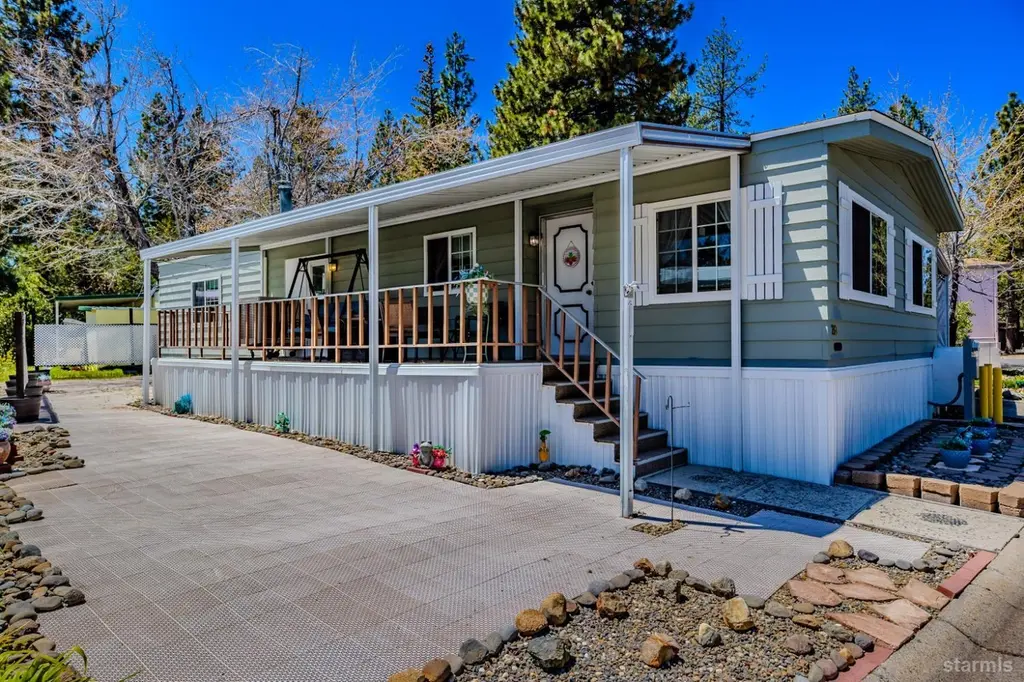 1080 Julie Ln #218