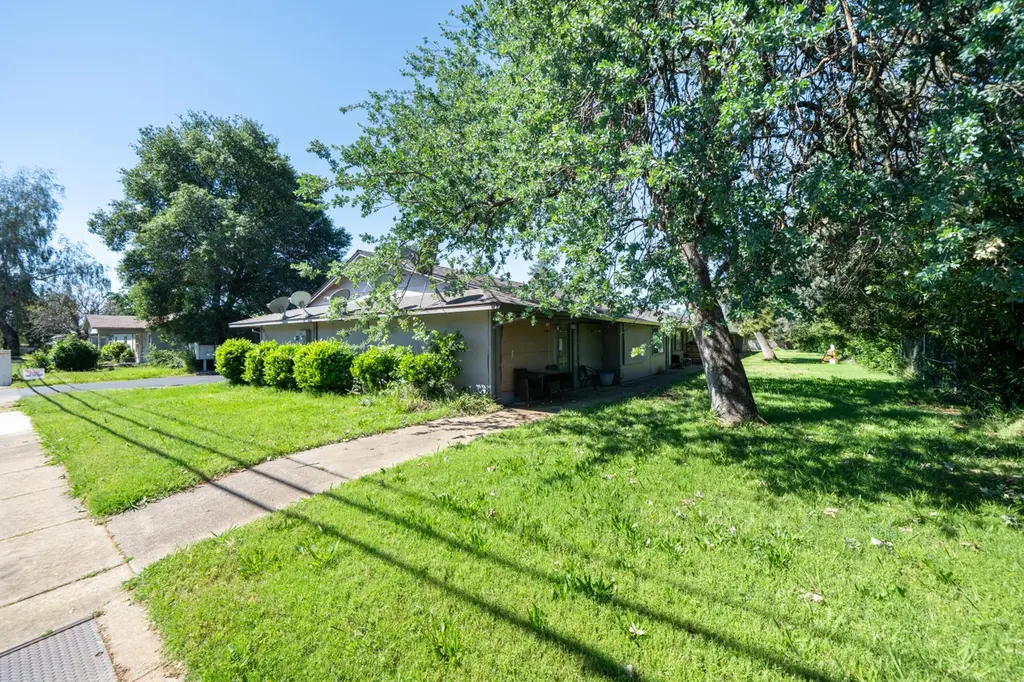 4020 Churn Creek Rd