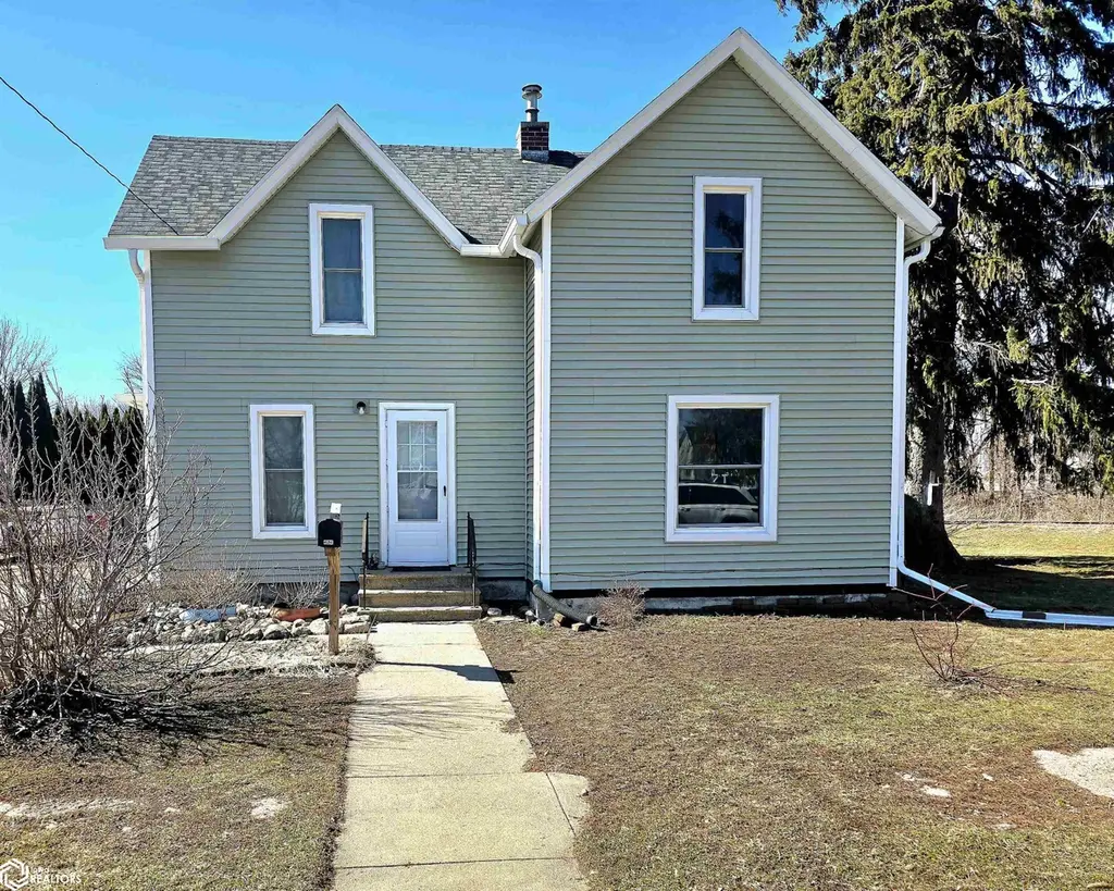 404 Worth St