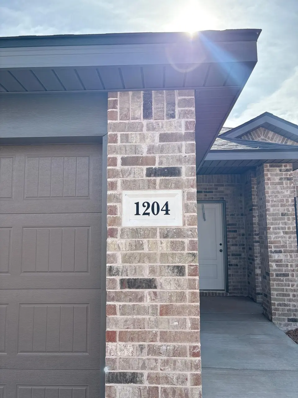 1204 Cottonwood Ave
