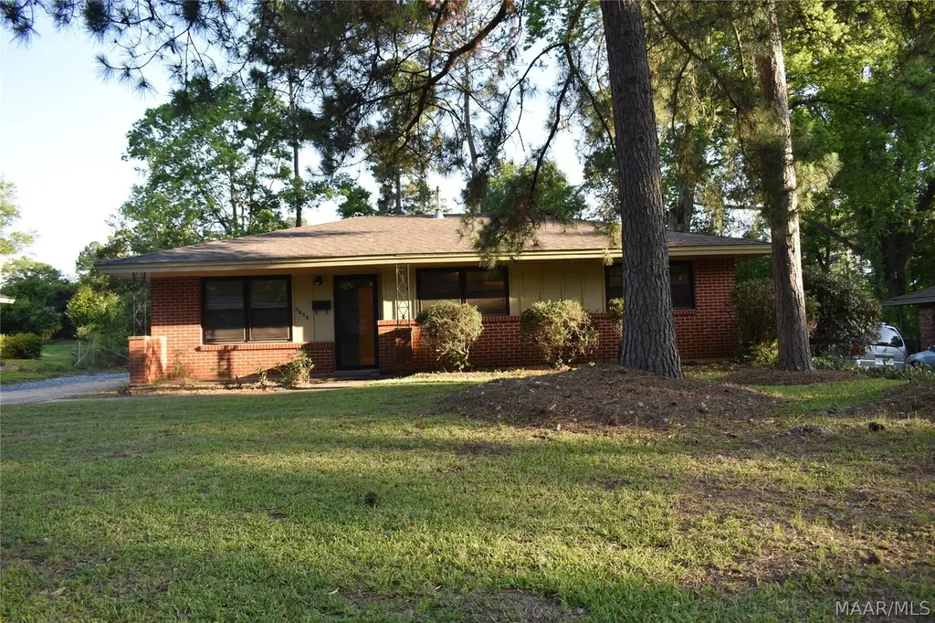 3822 Marquette Dr