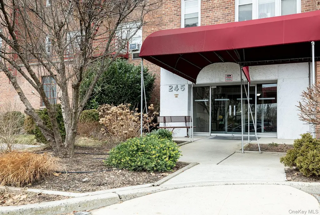 245 Rumsey Rd Unit 7O