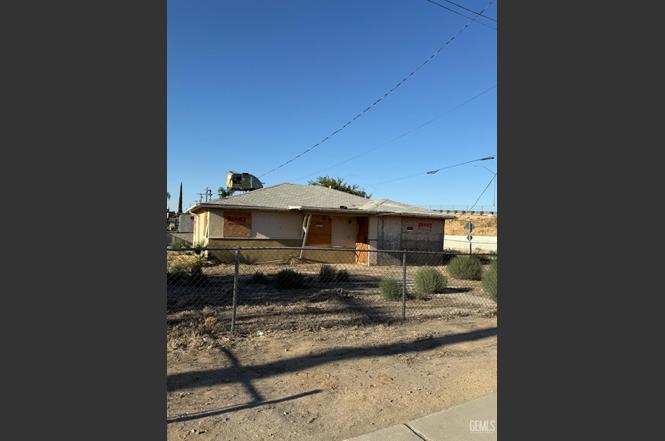 3101 Pioneer Dr