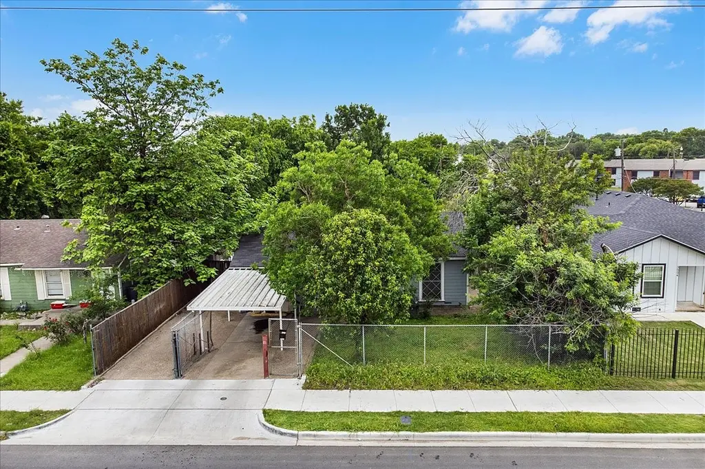 3520 Bagby Ave
