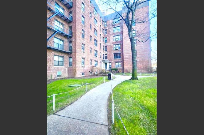 113-15 34 Unit 5C