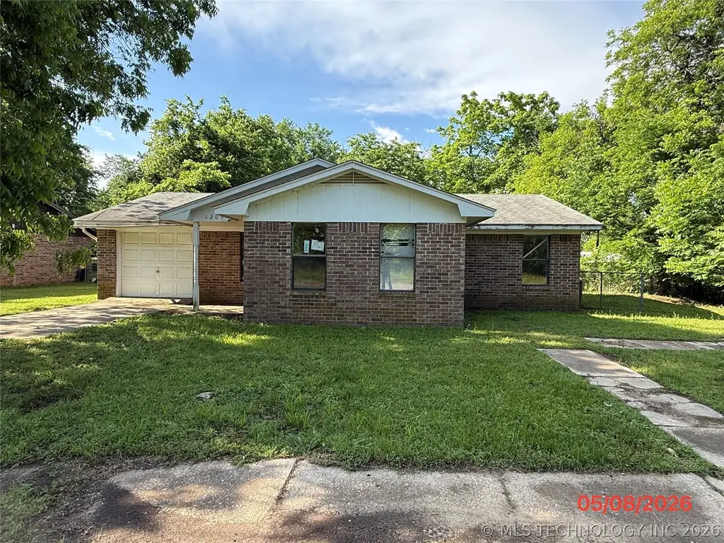 1209 W Kiamichi St