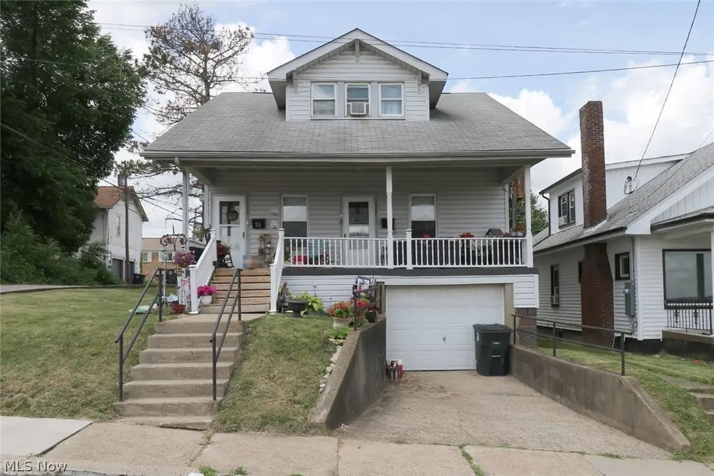 127 Forest St