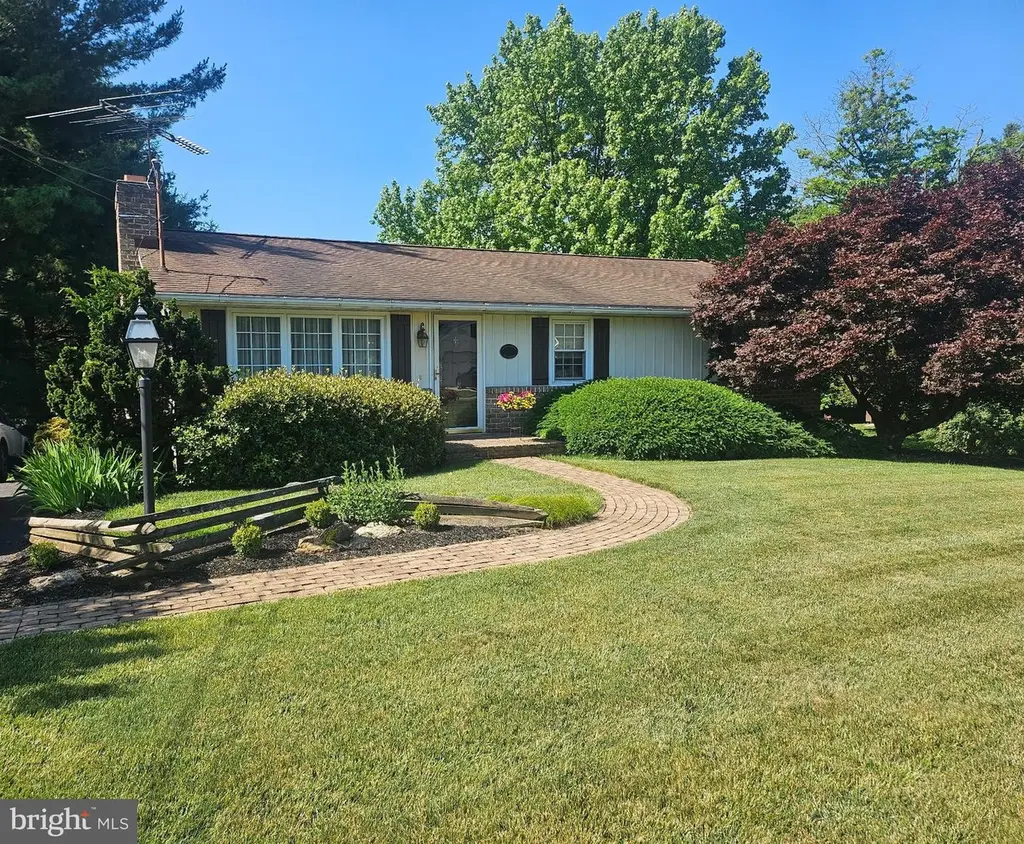 2381 Ridge Rd