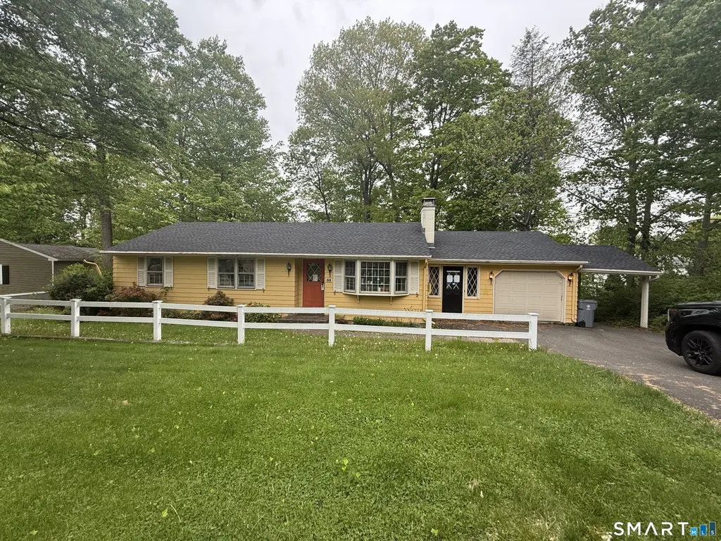 55 Metacomet Rd