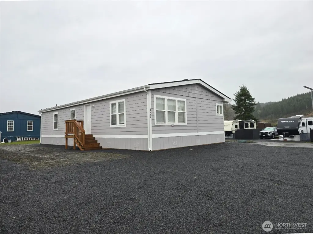 151 Nix Ln