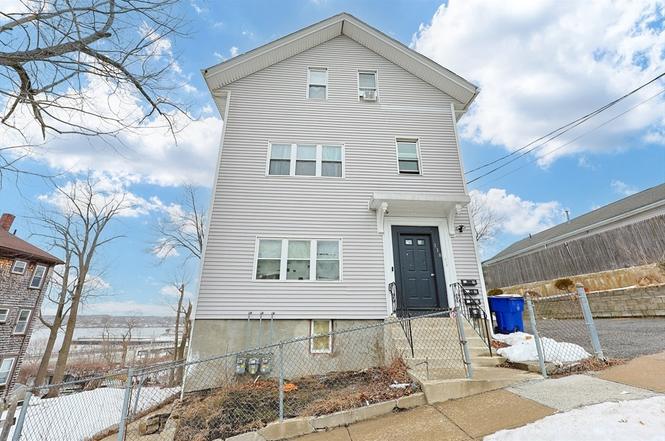 118 Maple St