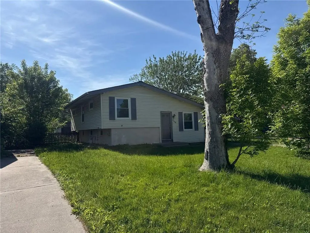 4258 N Colorado Ave