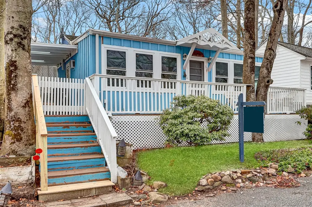 21 Cottage Rd