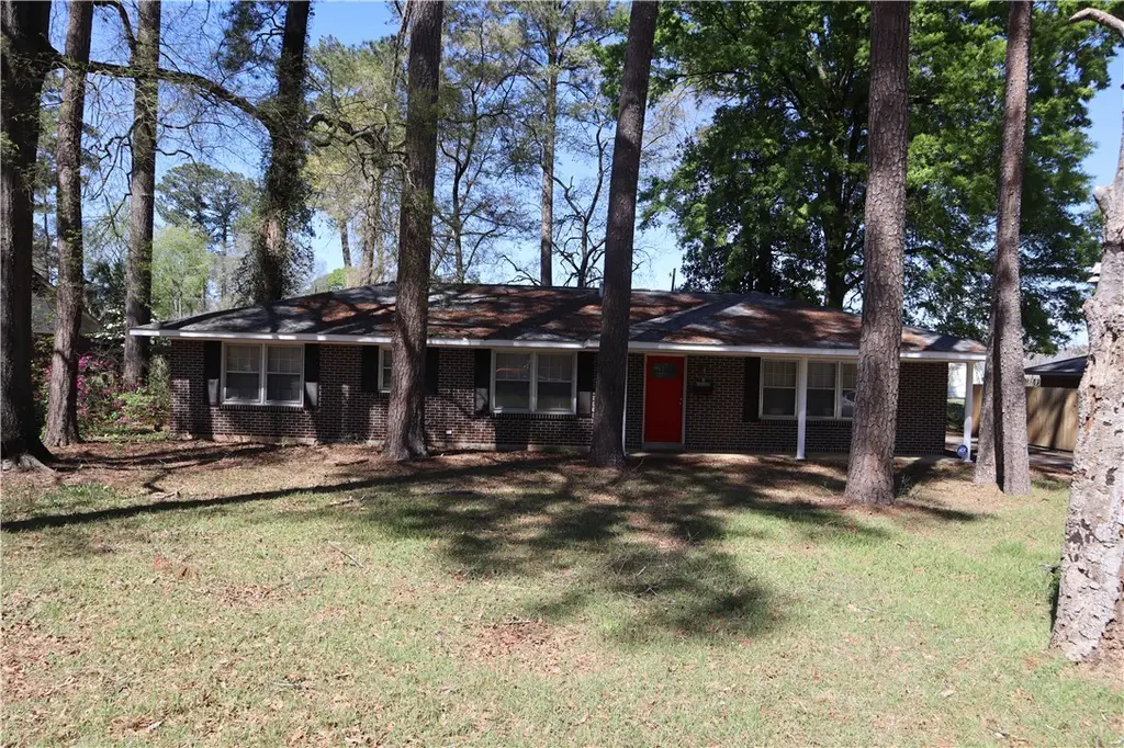 3813 Marie Cook Dr