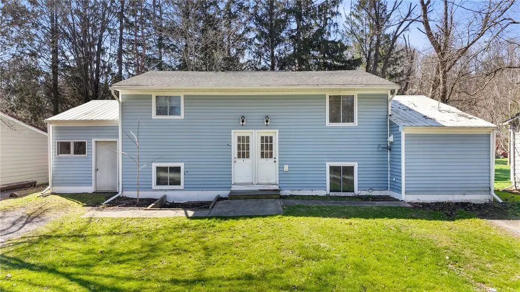 51 Shelter Valley Rd