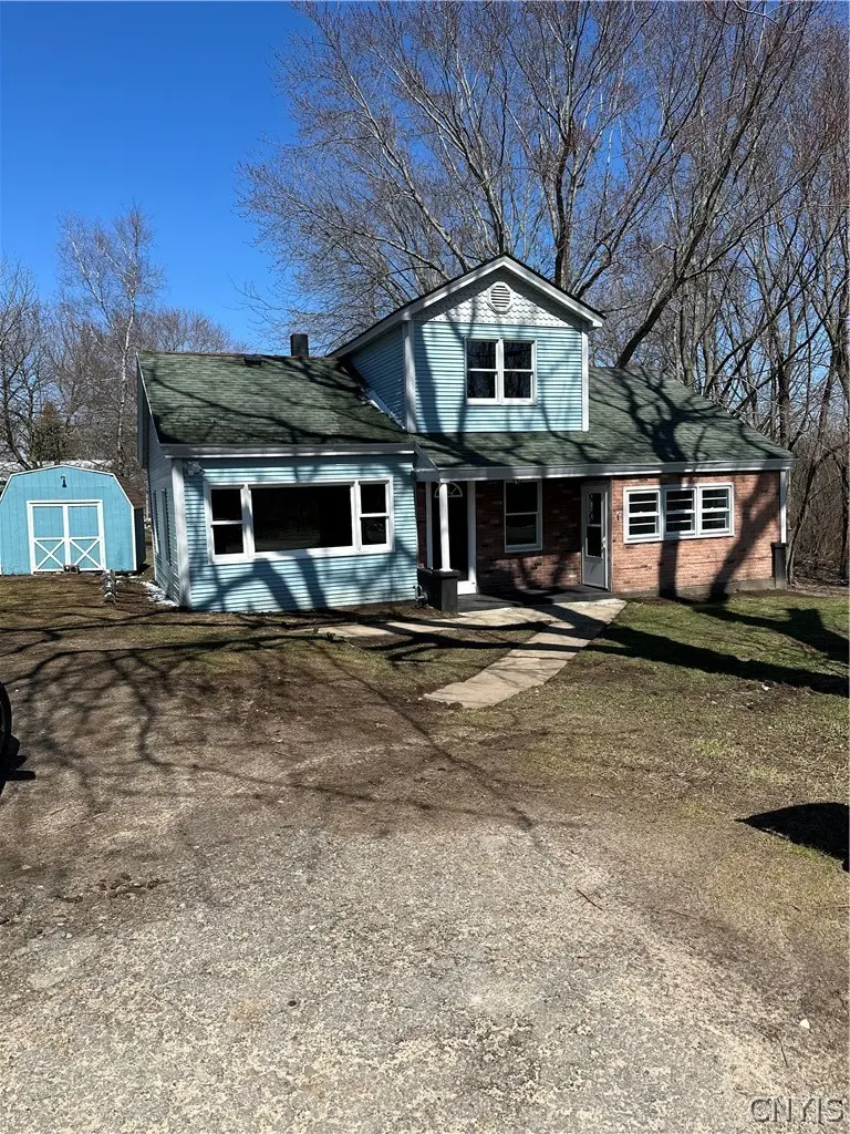 1204 Middle Rd