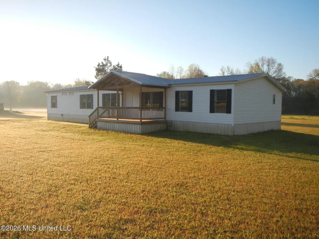 100 Rabbit Run Ln