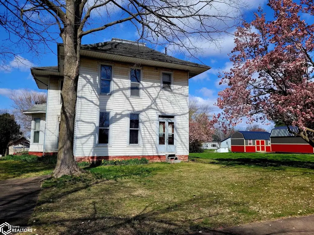 202 N West St