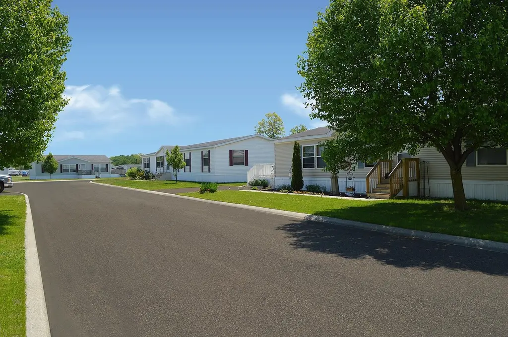 CENTURY 443 Parke Place Plan