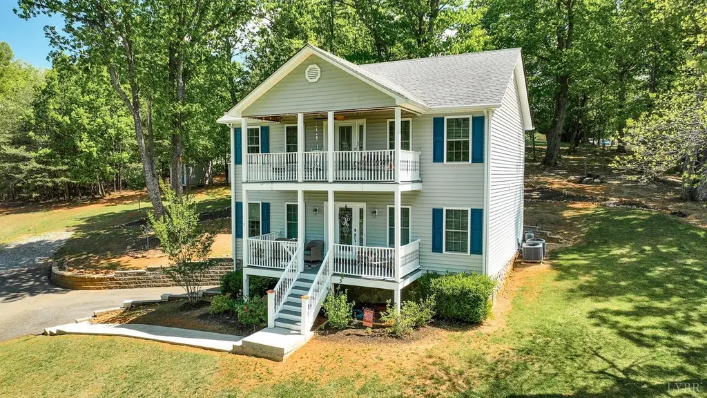 2487 Cifax Rd