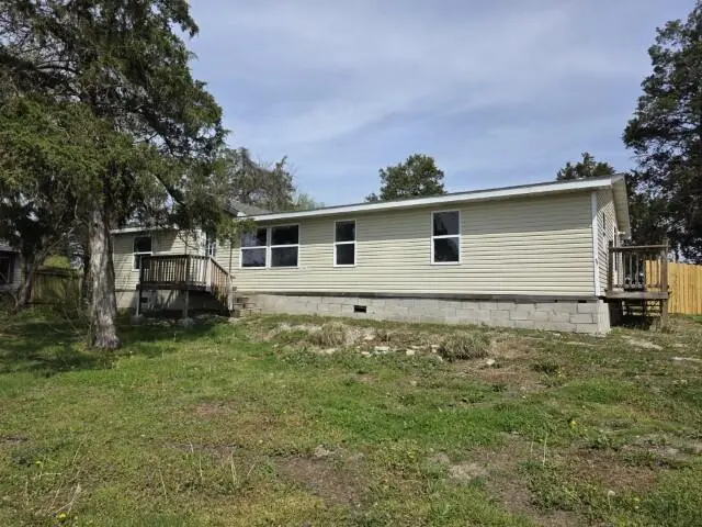 219 Star St