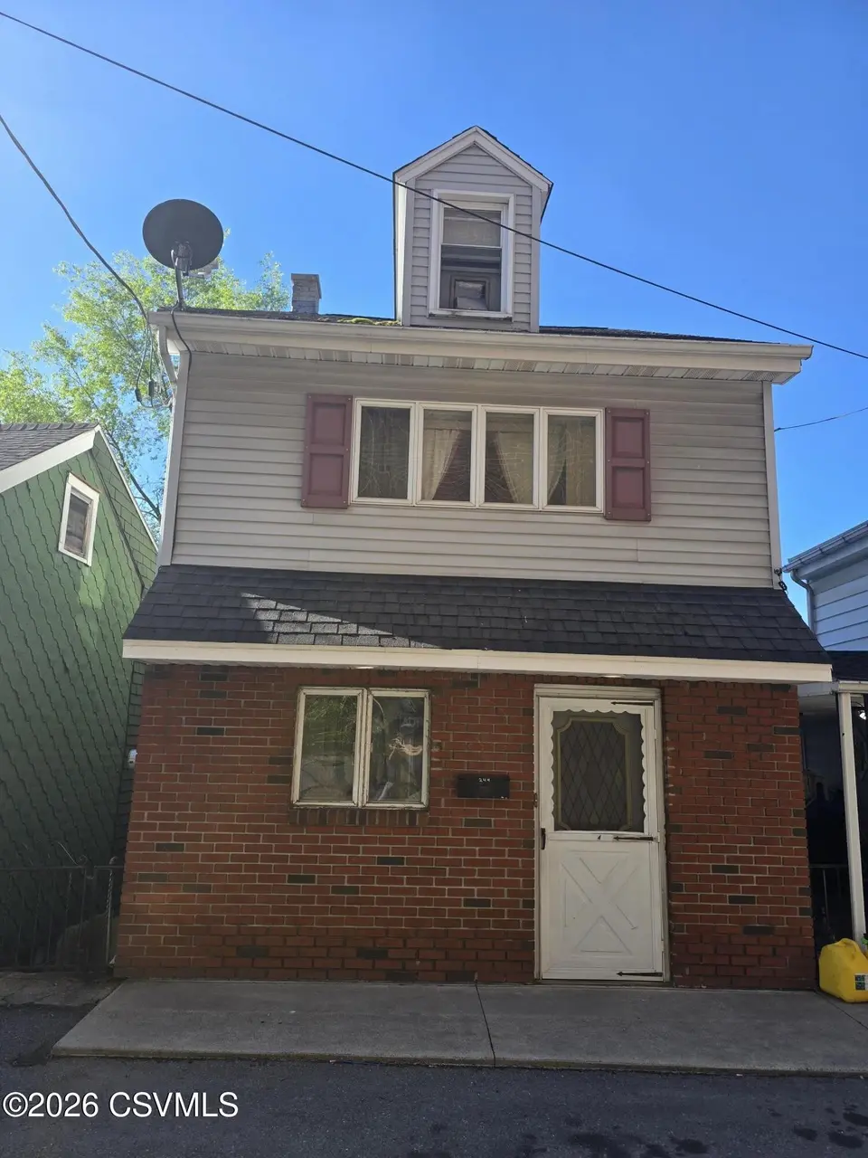 244 W Cherry St