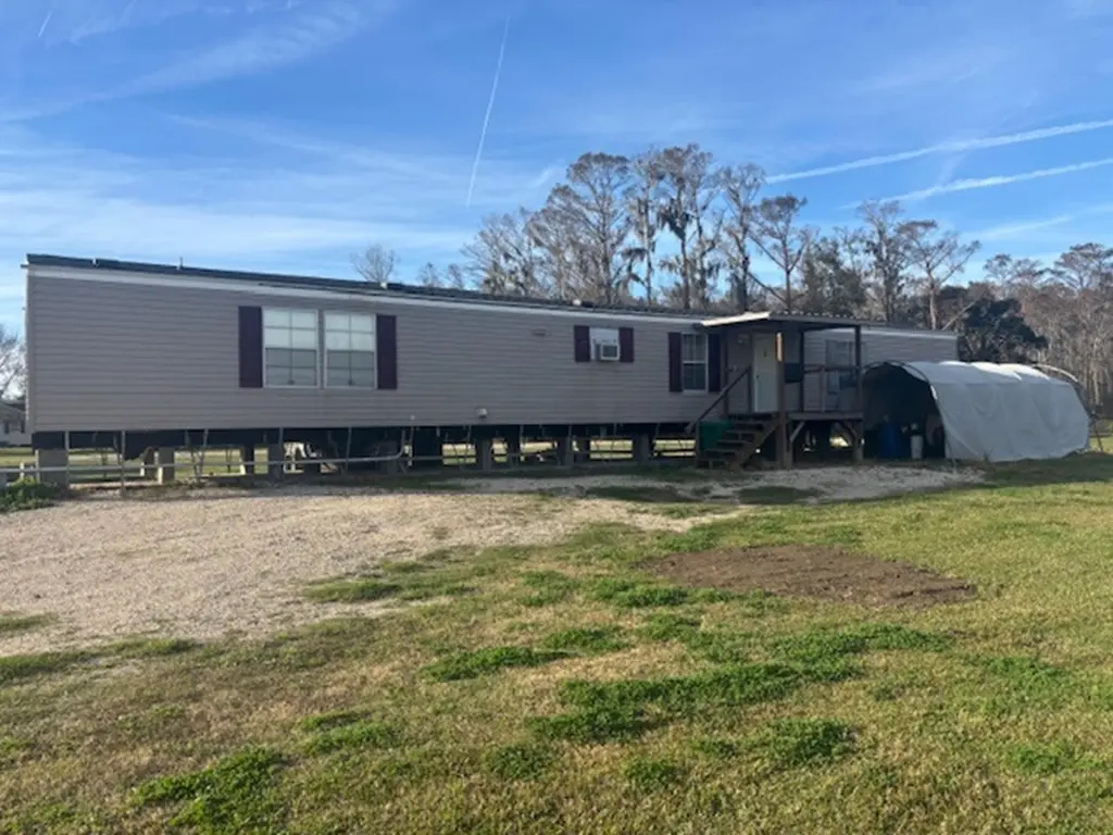 2275 Highway 307