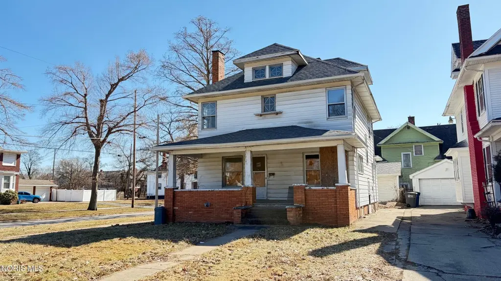 1003 Prospect Ave